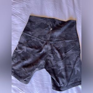 Align High Rise 6” shorts